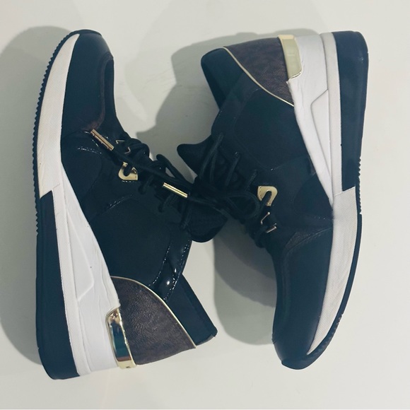 Michael Kors women’s tennis shoes black and brown - Picture 5 of 5